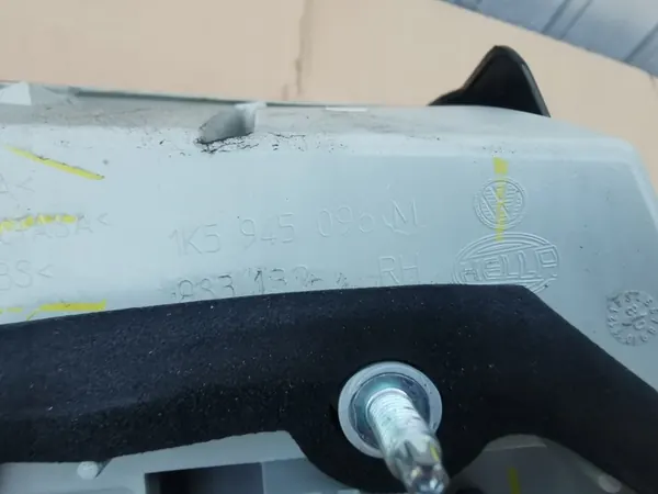 Höger baklampa VW Jetta 1K5945096M image 6