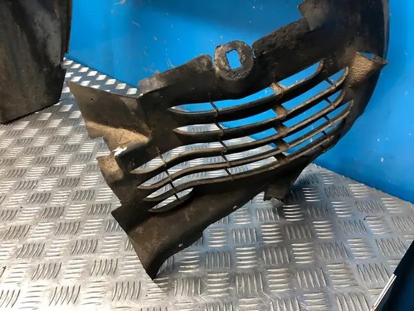 Copertura passaruota anteriore sinistra Mercedes W210 E Class image 2