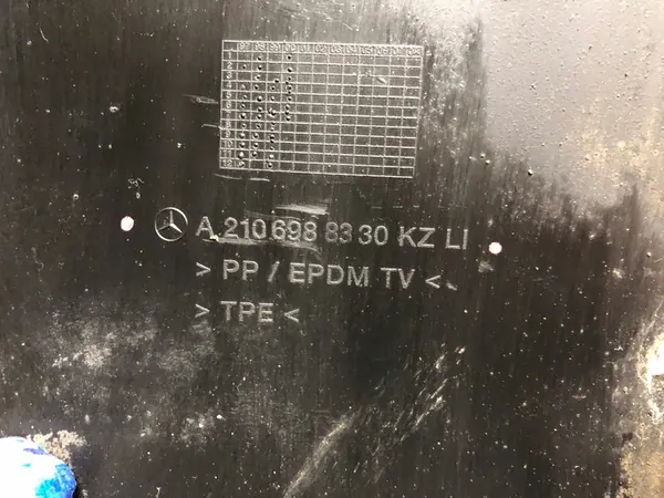 Copertura passaruota anteriore sinistra Mercedes W210 E Class image 7