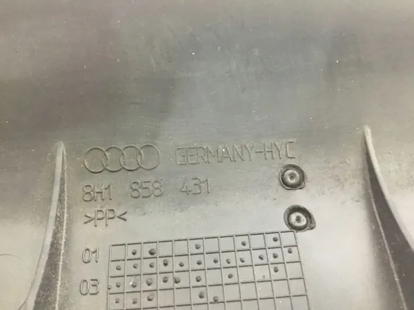 Audi A4 B6 Cabrio ilmanpoistokaite OEM 8H1858431 image 4