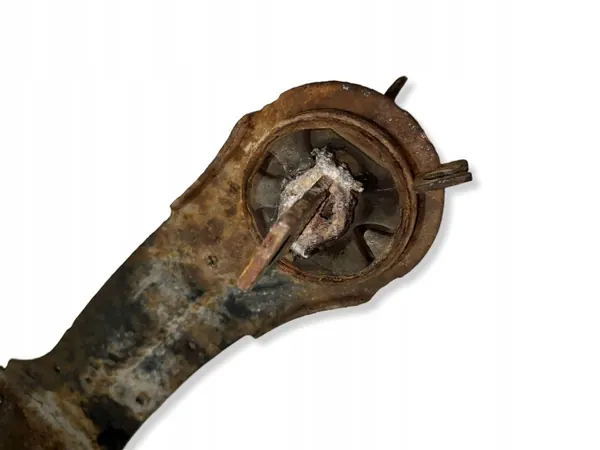 Volvo XC70 Hinterradnabe OEM 31277867 - Gebraucht image 3