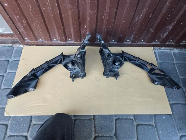 Oikea ajovalotuki Audi Q5 II Lift 20- 80A805608B image 4