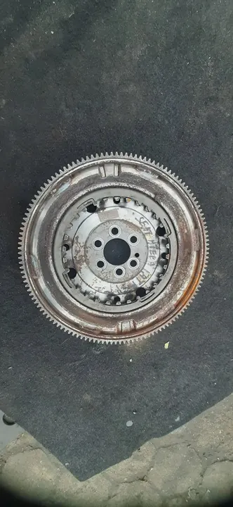 Kaksoismassaväylä 1.4 TFSI Audi A3 8V image 2