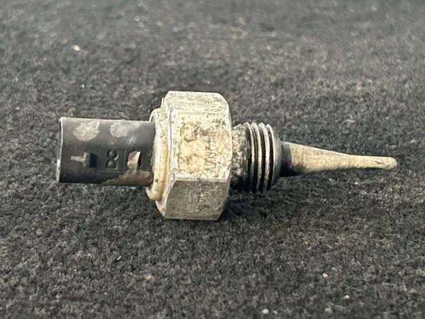 Luchttemperatuursensor OEM CZUJNIK TEMPERATURY POWIETRZA Mercedes Actros MP4 image 2