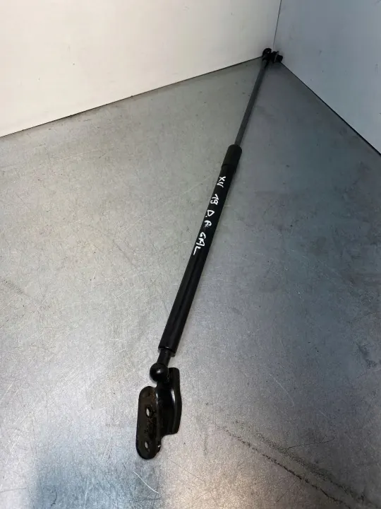 Actuador de portón Subaru XV OEM FBZ18081 image 2