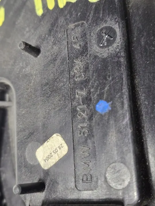 BMW Dörrhandtagsbas OEM 7034451 Vänster Fram image 3