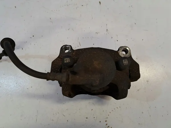 Etumma oikea jarrusatula Volvo S60 II 8603757 image 3