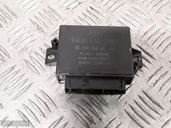 2011 Peugeot Expert ECU 9661496880 image 2