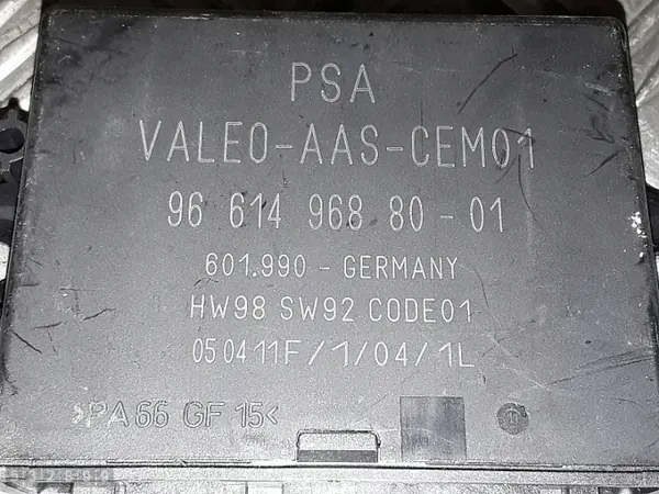 2011 Peugeot Expert ECU 9661496880 image 4