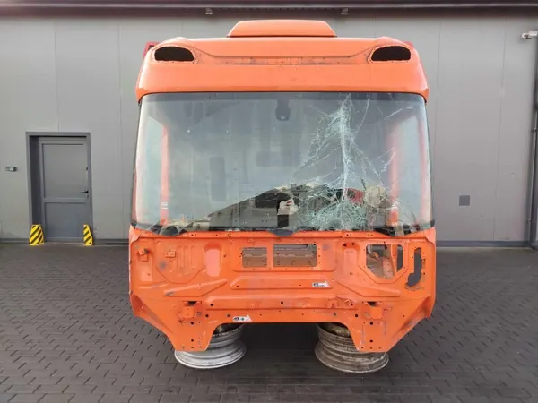 Cabina DAF NGD XG OEM KABINA XG - Estado Usado image 2