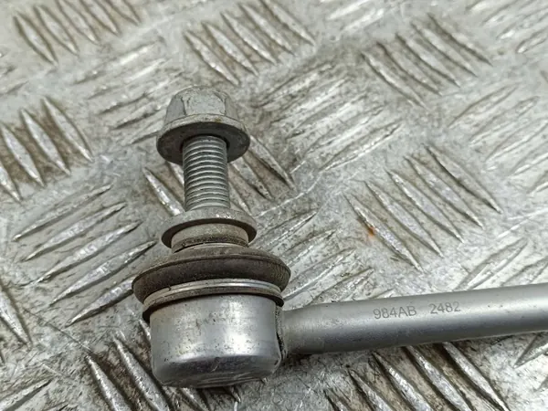 OEM FOB57295 Taka stabilointilinkki Jeepille image 3