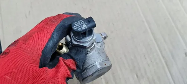 AUDI S5 8W Hochdruckkraftstoffpumpe 06M127026H image 5