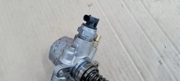 AUDI S5 8W Hochdruckkraftstoffpumpe 06M127026H image 9