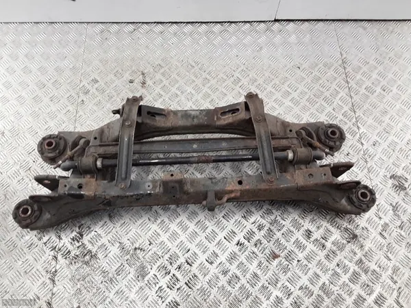 Bastidor Auxiliar Toyota Auris OEM AM-521418 Usado image 4