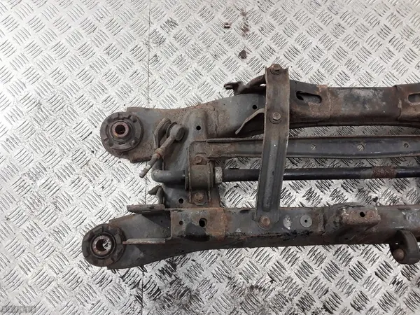 Bastidor Auxiliar Toyota Auris OEM AM-521418 Usado image 6