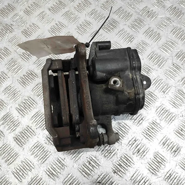 Takajarrusatula Audi A6 C8 Avant 8W0998281 image 4