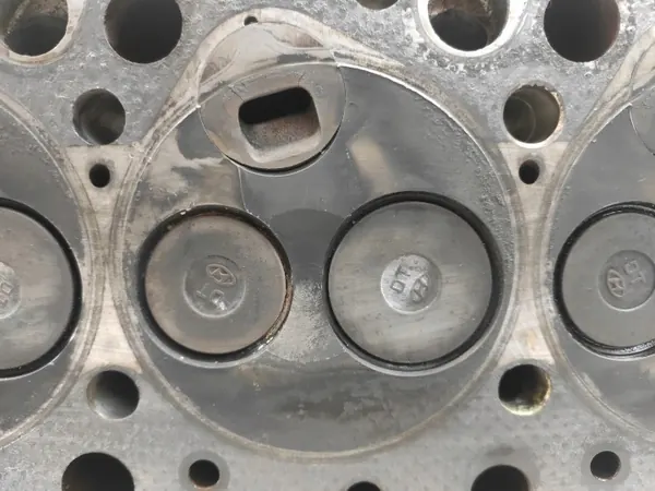 Culasse OEM 2200042A20 pour Kia K2500 image 10