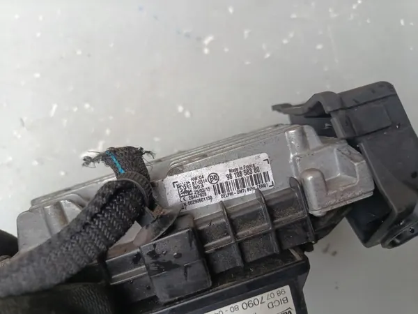 Start-Stop-Modul Peugeot 308 T9 1.6 THP OEM 9807709080 image 4