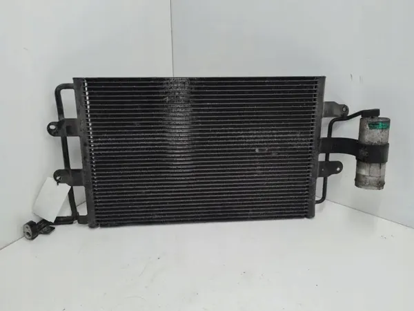 Radiador ar condicionado VW OEM 1C0820413E para Beetle Cabrio image 2