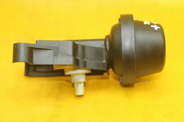 Bomba de vácuo Audi A6 C6 3.2 FSI 06E133619 image 3