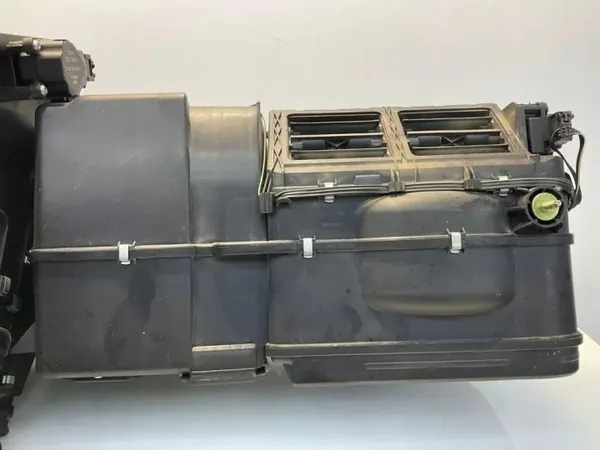 Calefactor Mercedes-Benz OEM A2118300462 - Usado image 8