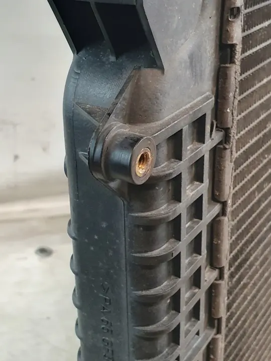 Radiador de Motor AUDI A6 C5 2.5TDI NRF 4B0121251 AE 102061 O image 5