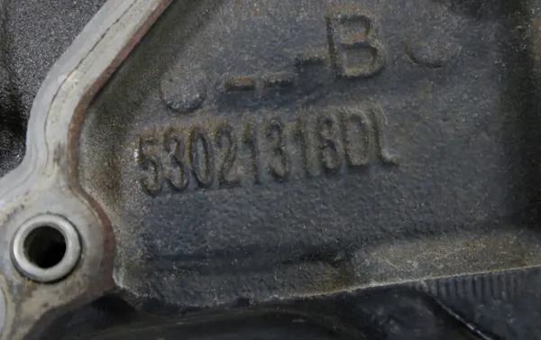 Dodge 5.7 HEMI V8 motorblock OEM 53021318DL image 7