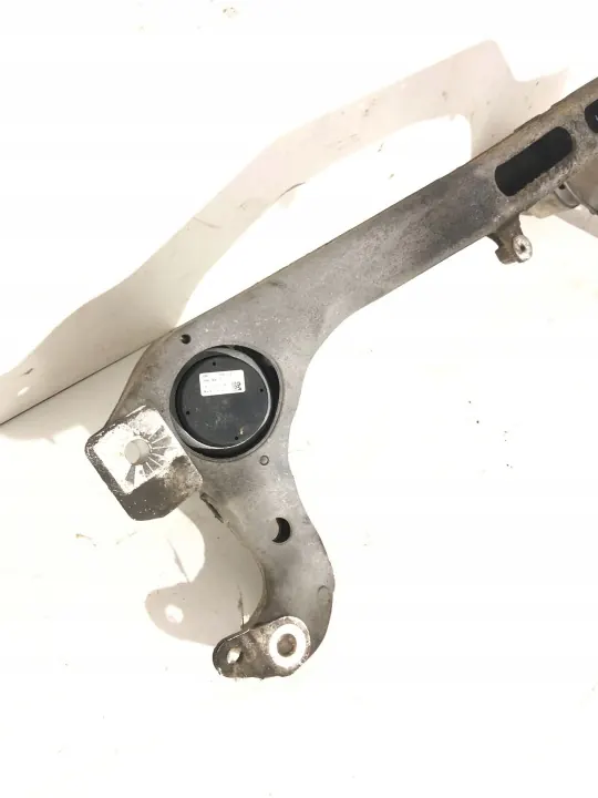 Soporte motor 7P0199207A para VW Touareg - Usado image 3