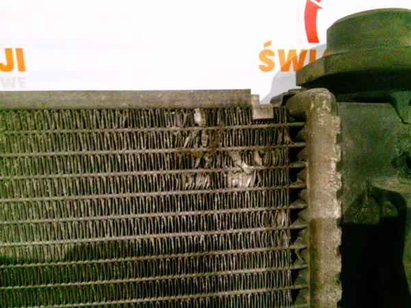 Radiateur d'eau Jeep Compass I 07r OEM 05058 615AB image 8