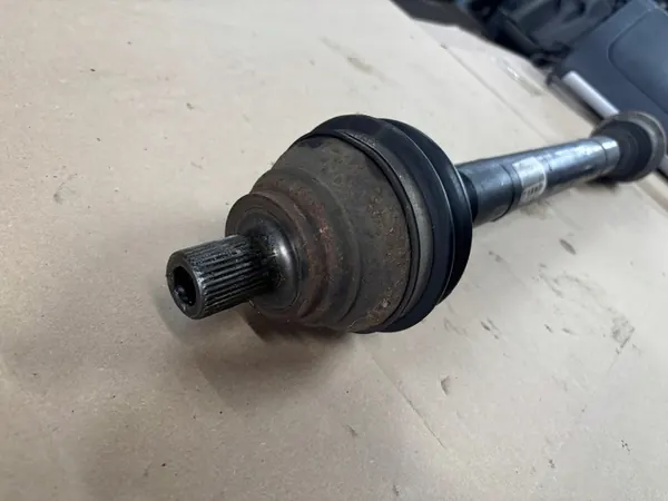 Höger halvmuff VW Golf V image 2