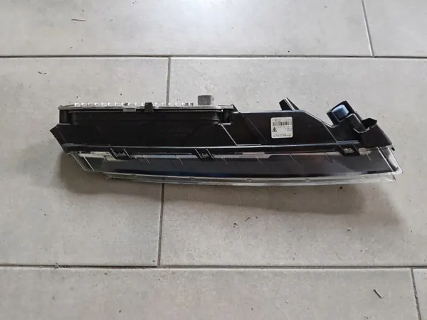 Clignotant LED Porsche Cayenne III OEM 9Y0941181B image 3