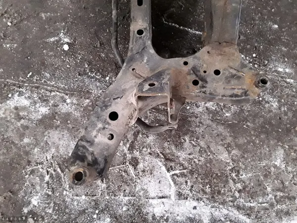 Nissan X-Trail Hulpframe OEM AM-448383 image 3