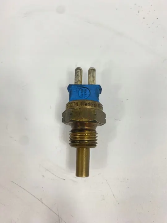 Kühlmitteltemperatursensor BTT 500.01 MAHLE Mercedes W124 image 3