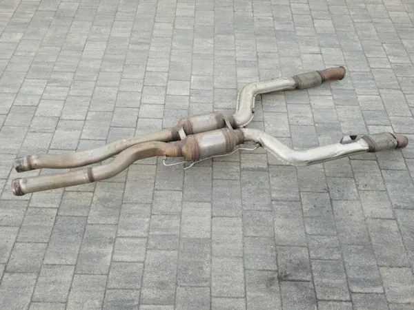Système d'échappement Mercedes OEM A2054903603 C-Class W205 image 5
