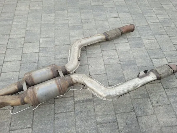 Système d'échappement Mercedes OEM A2054903603 C-Class W205 image 7