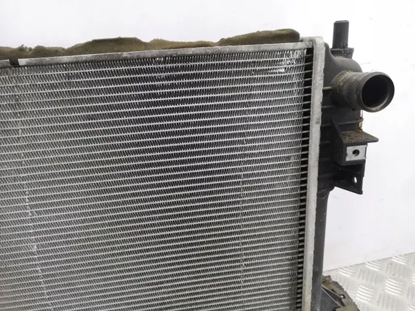 Radiateur d'eau Jaguar XF 2.7 OEM 4R838005BE image 10