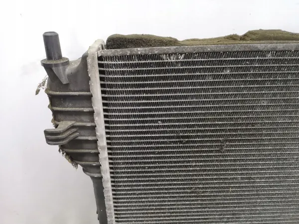 Radiateur d'eau Jaguar XF 2.7 OEM 4R838005BE image 6