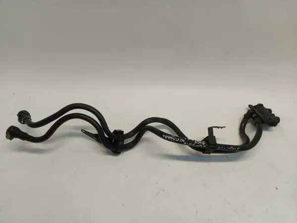 BMW G30 530E Vaihteistoöljylinjat OEM 8482758 image 4