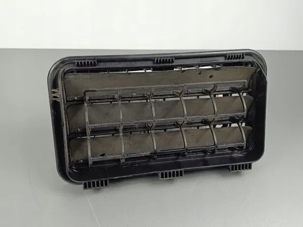 Grille de ventilation Kia Telluride OEM FOB43487 - Occasion image 2