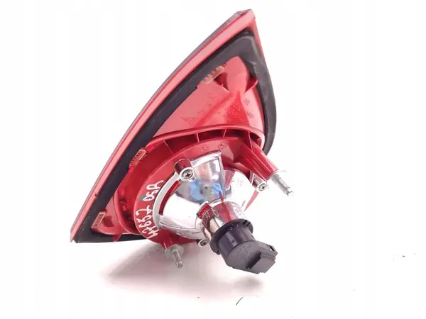 VW Golf Bakluckelampa Höger 2008 Hatchback image 3