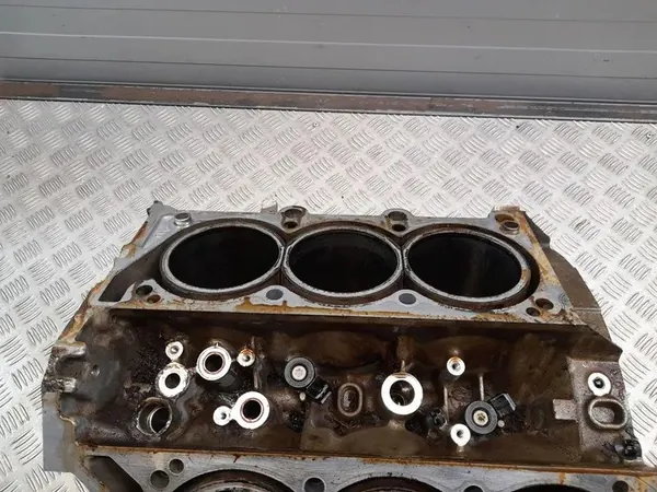 Motorblock DODGE DURANGO (WD) 3.6L 2014 OEM 68233205AC image 8