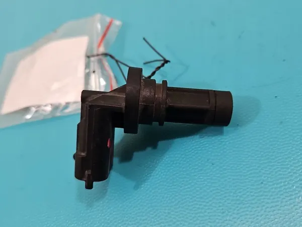 Vevaxel Positionssensor Porsche Cayenne II 0261210333 image 2