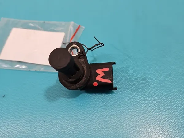 Vevaxel Positionssensor Porsche Cayenne II 0261210333 image 6