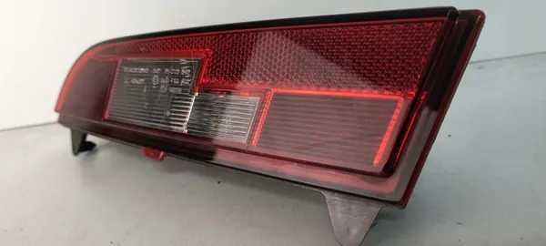 Luz Trasera Izquierda BMW i3 Original 63217304043 image 5