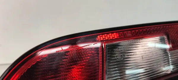 Luz Trasera Izquierda BMW i3 Original 63217304043 image 6