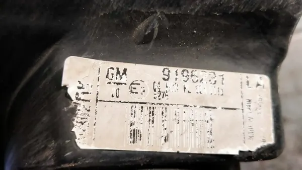 Lámpara delantera izquierda Opel Corsa C 9196231 image 3