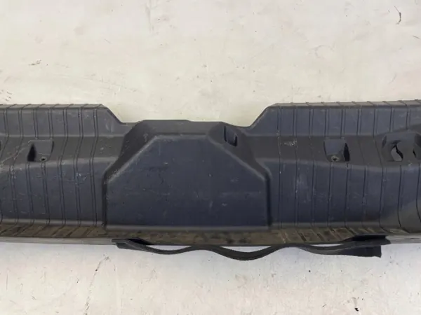 Rückbank-Gurtabdeckung OEM MXX2727 für Chrysler 300C image 3