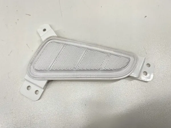 Oikea heijastinvalaisin Hyundai Kona 2017- image 4