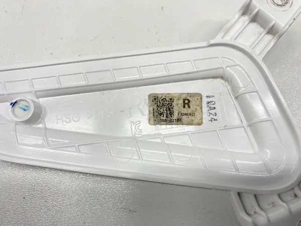 Oikea heijastinvalaisin Hyundai Kona 2017- image 5