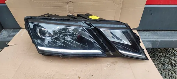 Farol dianteiro SKODA OCTAVIA III LED image 2